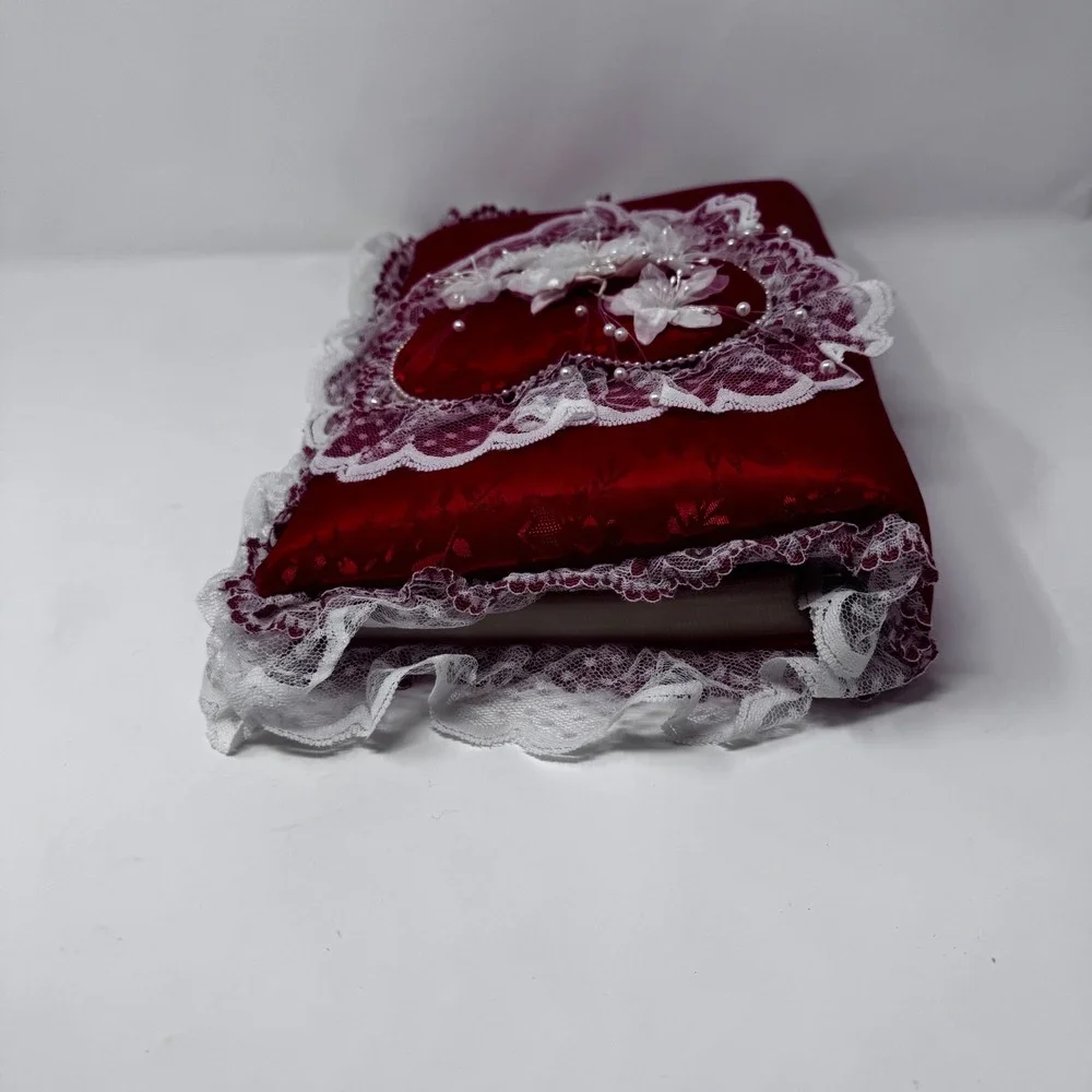 Vintage Red Satin Heart Lace Photo Album Floral Damask 3-Ring Binder Keepsake - Picture 2 of 10